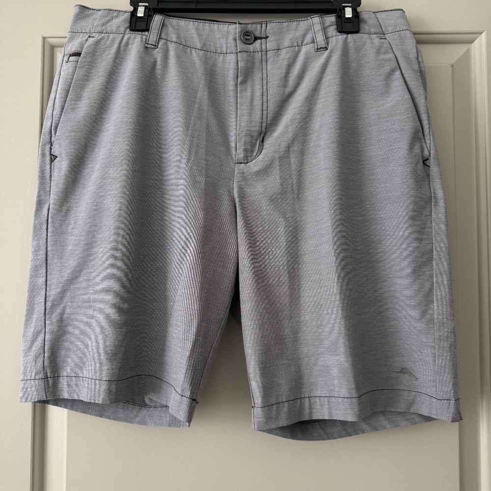 Mens Tommy Bahama Gray Charcoal Sports Shorts, Size 34
